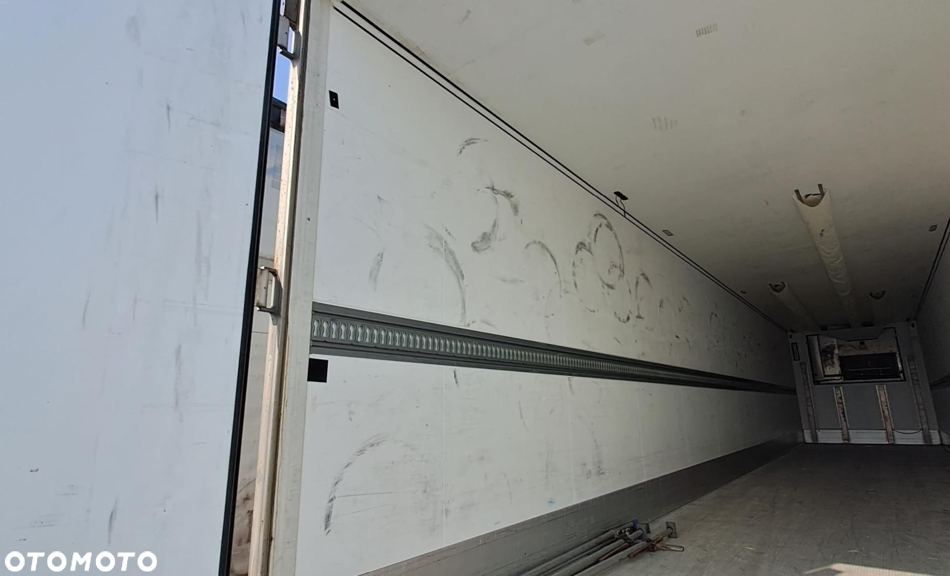 Schmitz Cargobull SKO FP 60 ThermoKing SLXi 300 - 9
