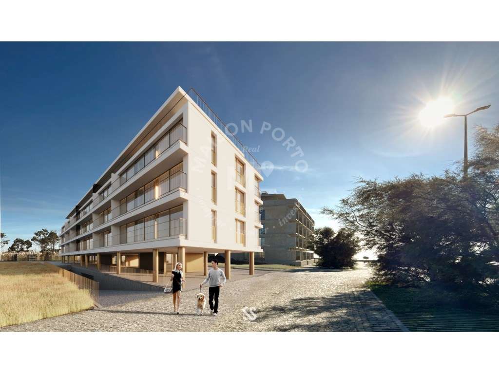 Apartamento T3 com Varanda, Suites, 2 Lugares de Estacionamento e A... - Grande imagem: 2/13