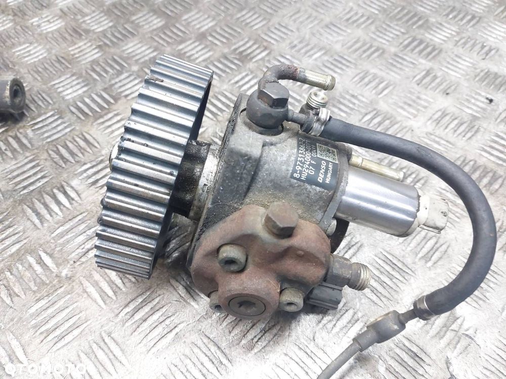 POMPA WTRYSKOWA + WTRYSKIWACZE MERIVA A 1.7 CDTI 8-97313862-2 897313-8612 - 4