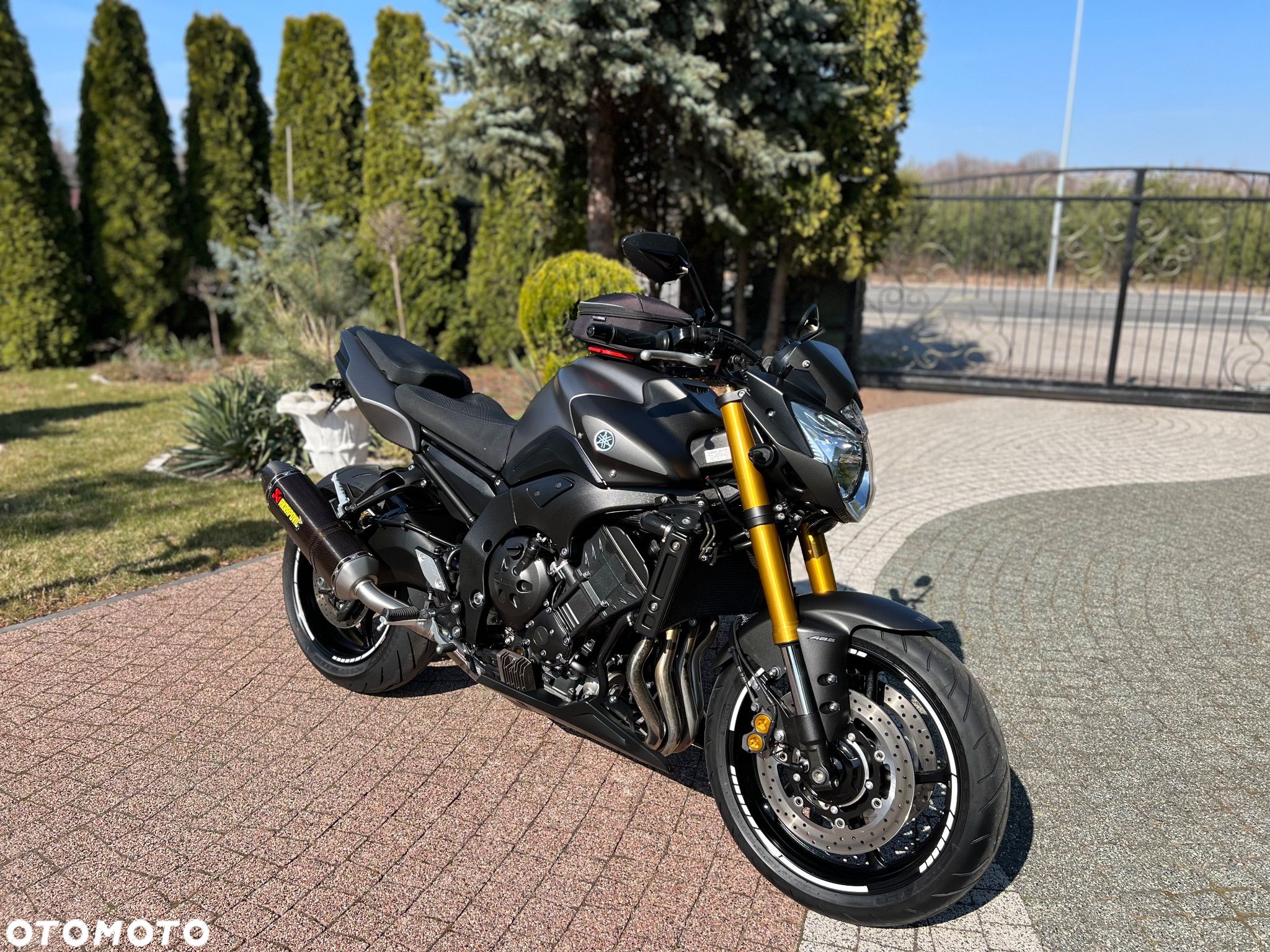 Yamaha FZ8 - 1