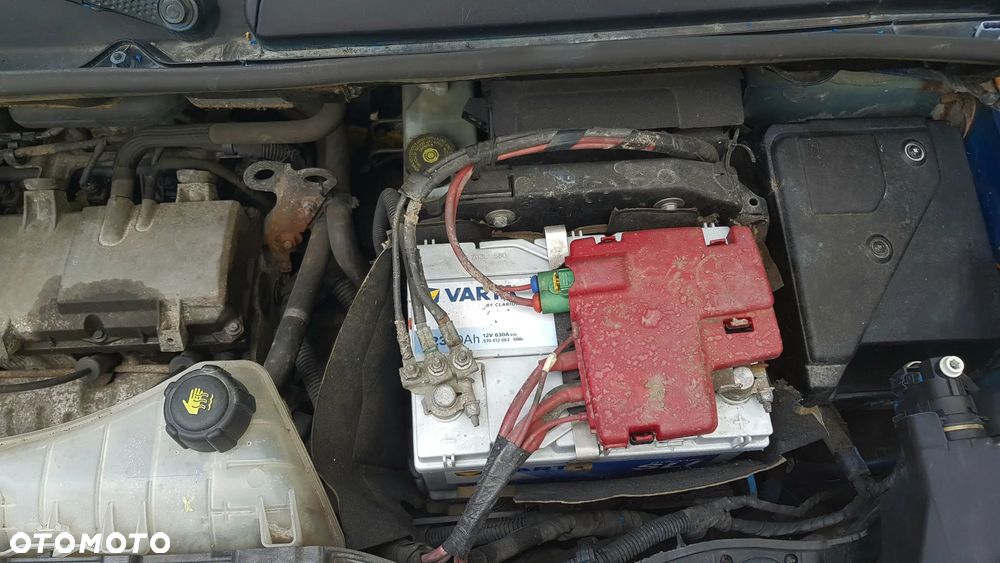 Renault Kangoo 1.6 8V Helios - 16
