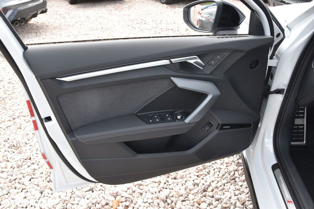 Audi S3 Limousine - 12