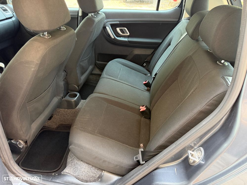 Skoda Fabia 1.4 TDI Ambiente - 16