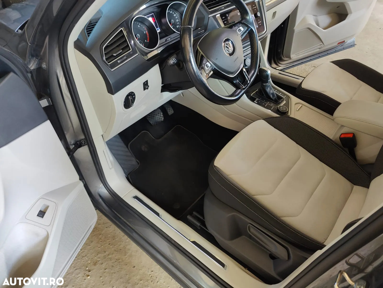 Volkswagen Tiguan 2.0 TDI 4Mot DSG Comfortline - 5