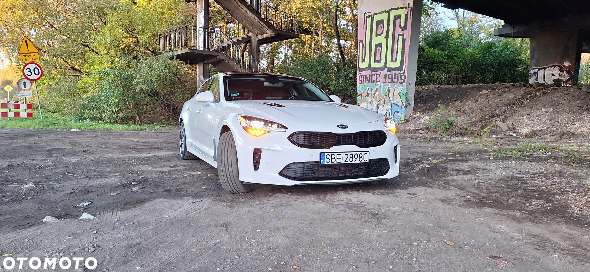 Kia Stinger - 3