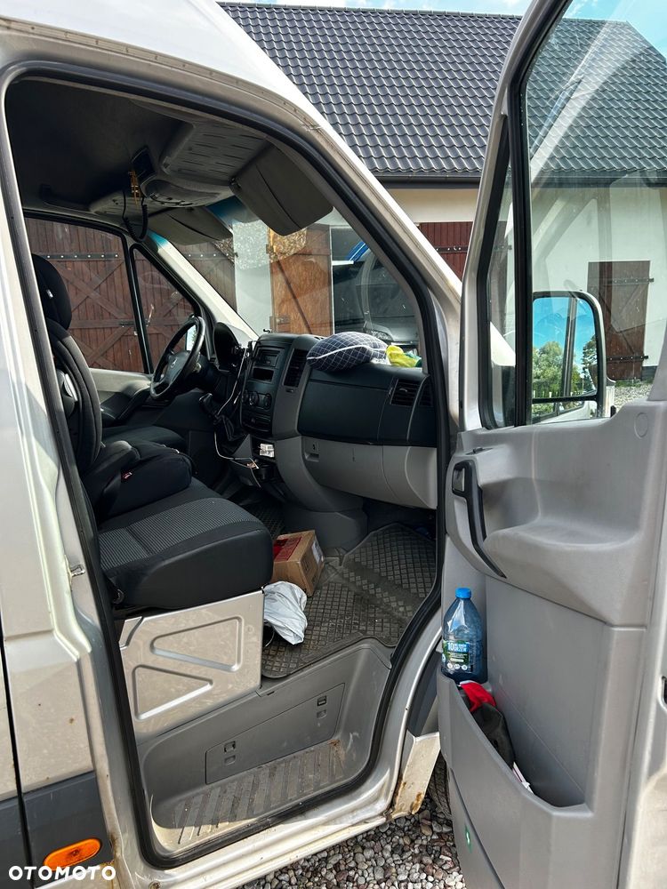 Mercedes-Benz Sprinter - 20