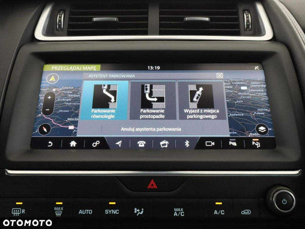 Jaguar E-Pace 2.0 i4D AWD R-Dynamic S - 26