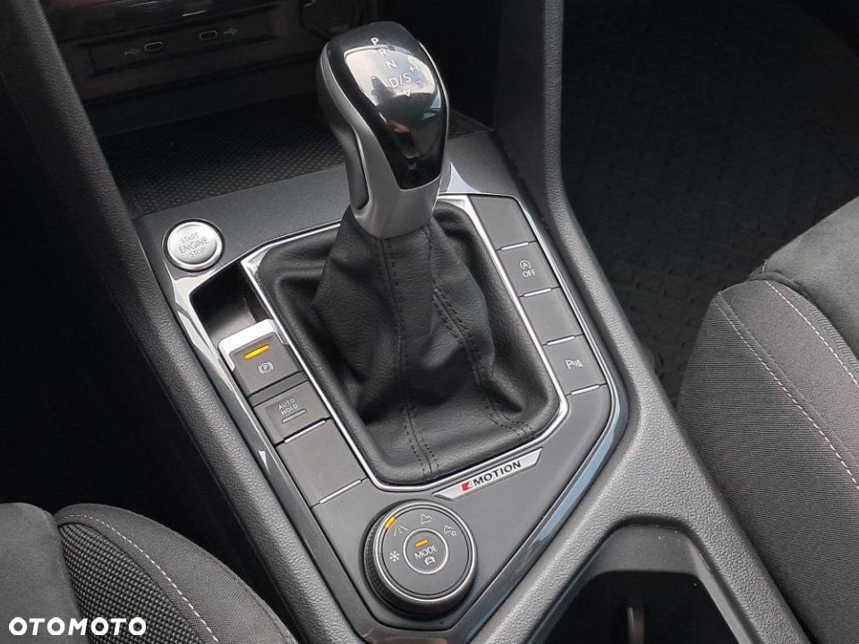 Volkswagen Tiguan - 35