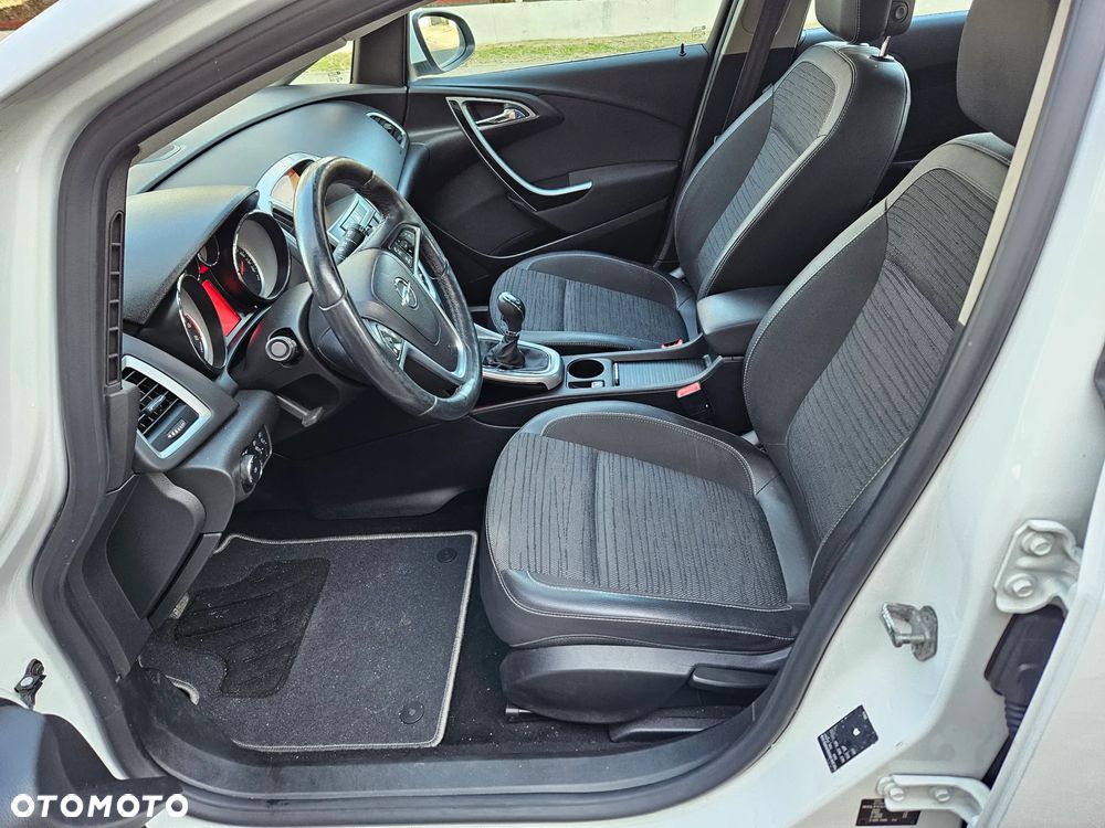 Opel Astra 1.4 Turbo ecoFLEX Start/Stop Selection - 3