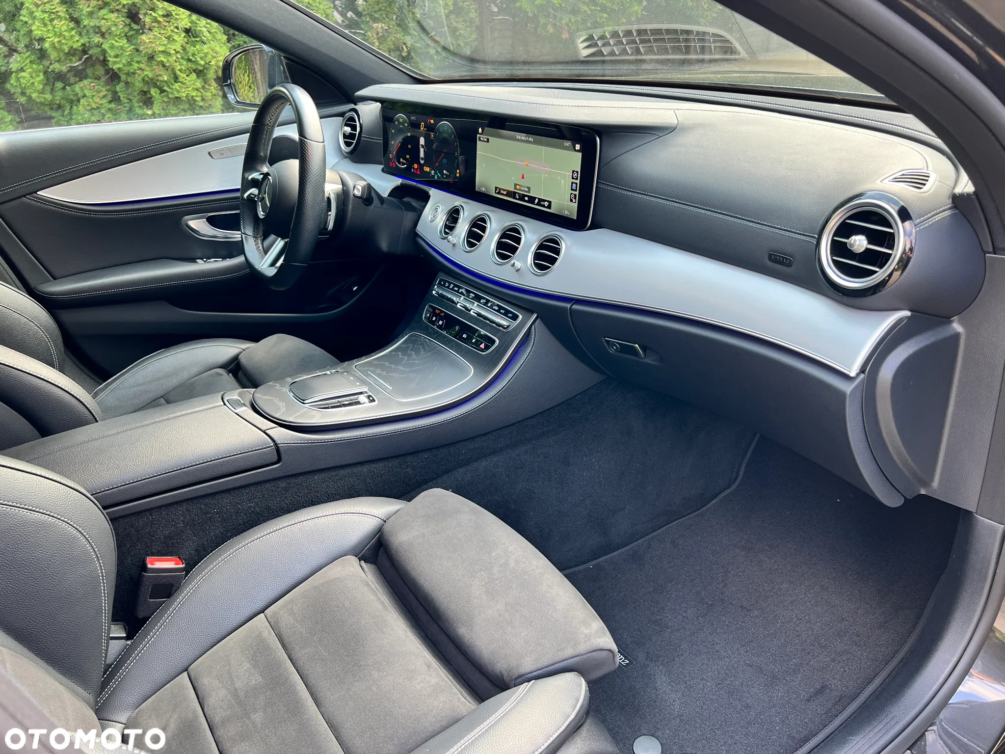 Mercedes-Benz Klasa E 300 AMG - 19