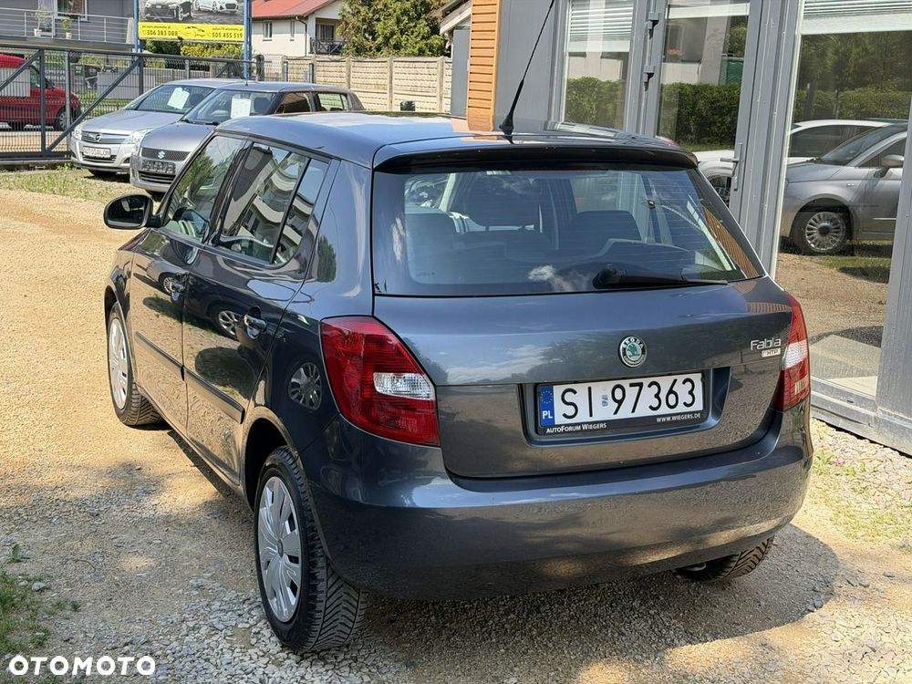 Skoda Fabia - 6