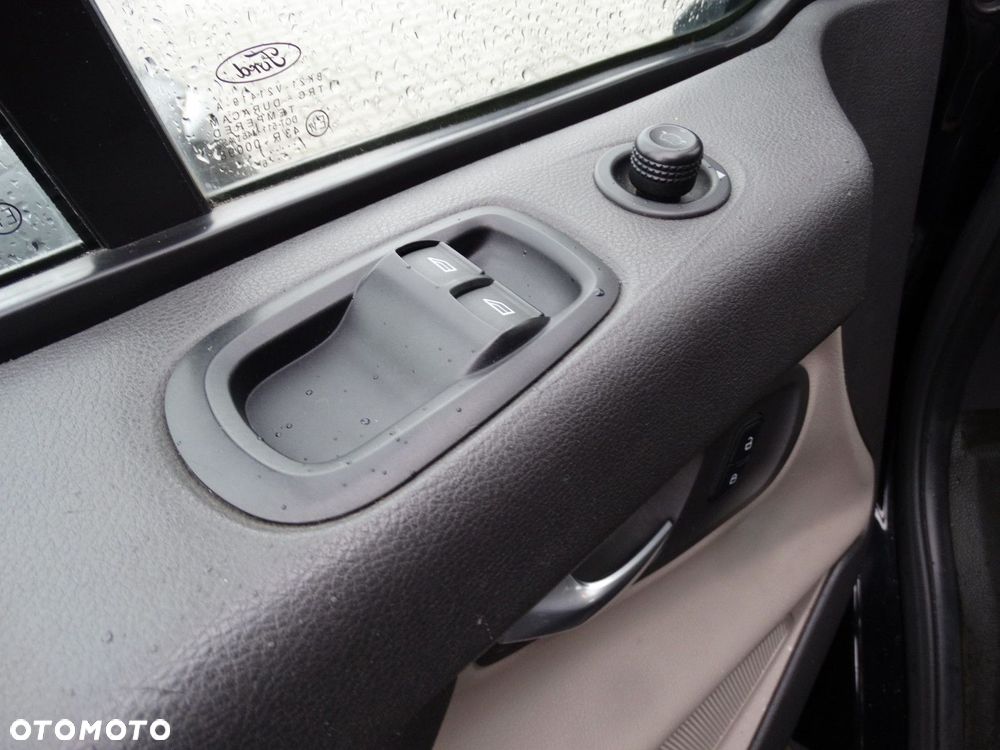 Ford Transit Custom - 15