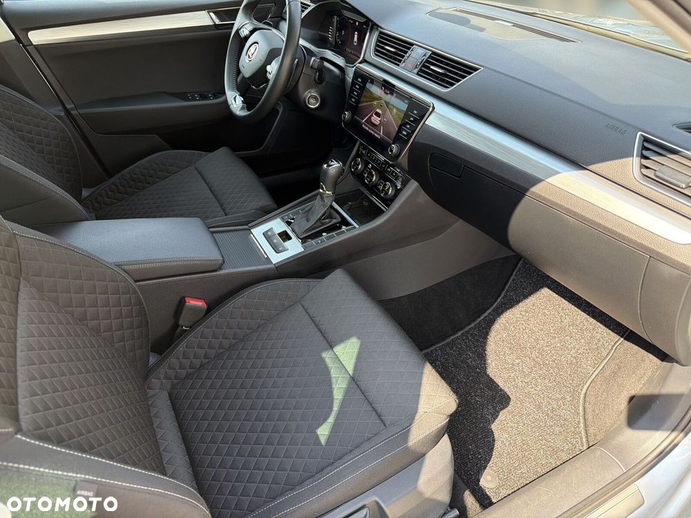 Skoda Superb 2.0 TDI SCR Ambition DSG - 35
