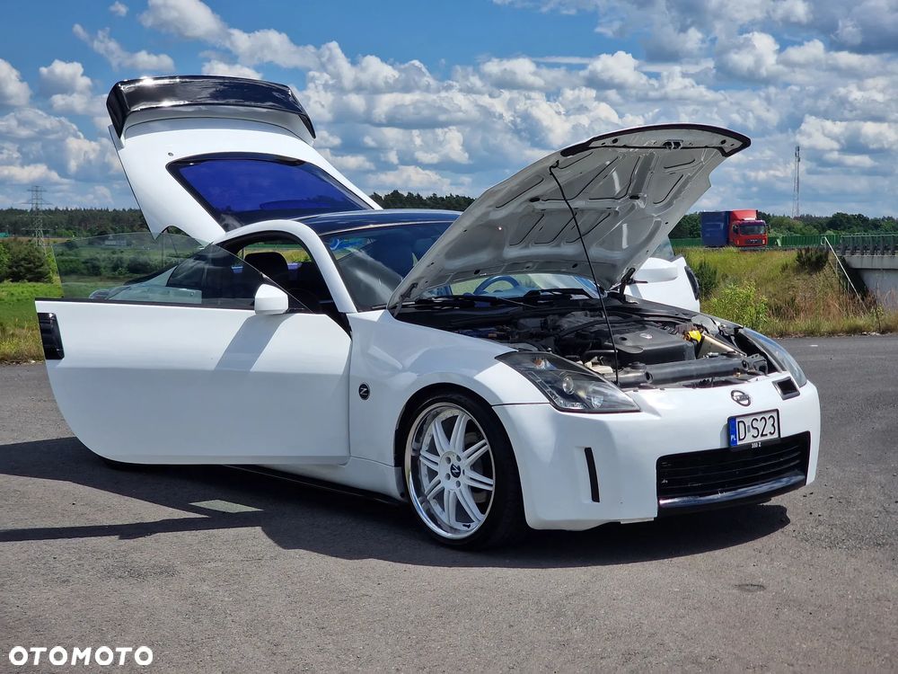 Nissan 350 Z - 11