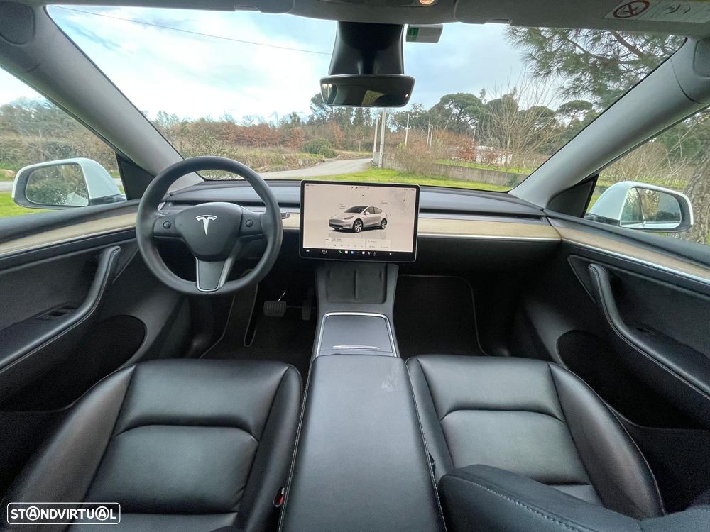 Tesla Model Y RWD - 31