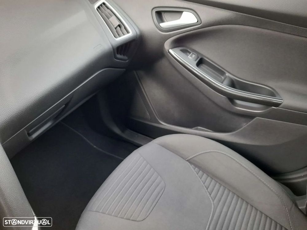 Ford Focus 1.5 TDCi Trend+ - 13