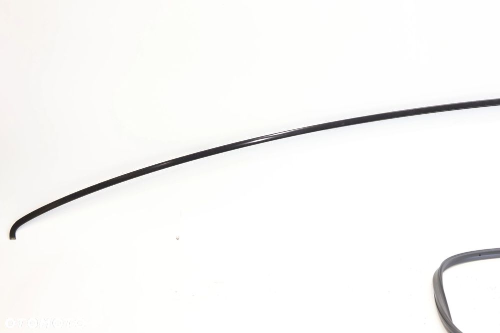 Mercedes CLA W117 listwa karoseryjna A11767308 prawa - 3