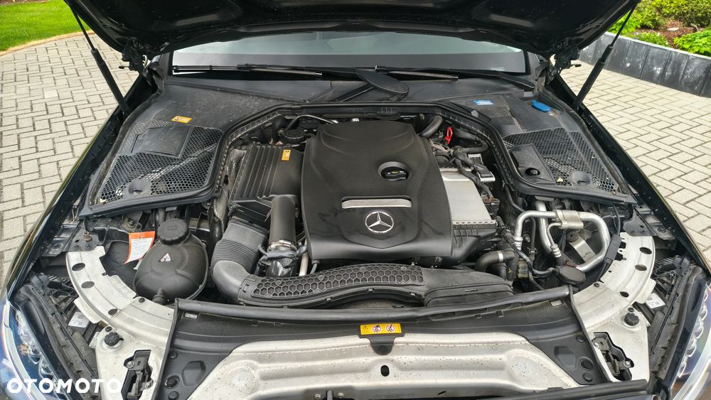 Mercedes-Benz Klasa C 180 7G-TRONIC - 35