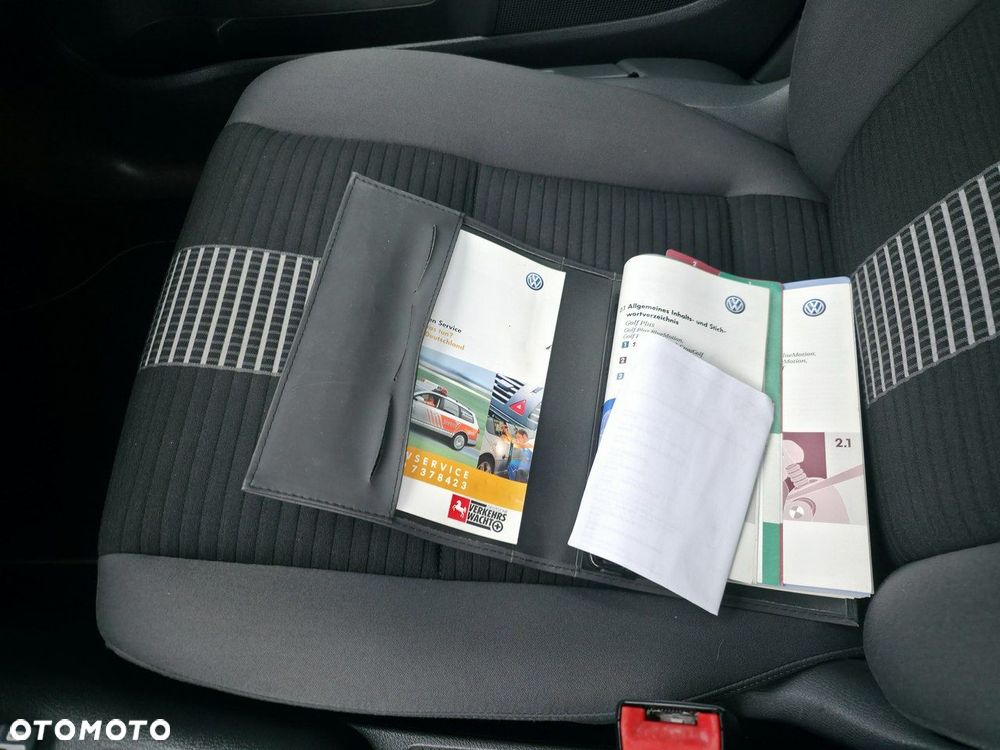 Volkswagen Golf Plus - 25