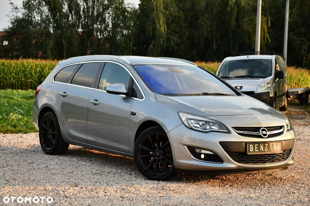 Opel Astra 1.4 Turbo Sports Tourer - 17