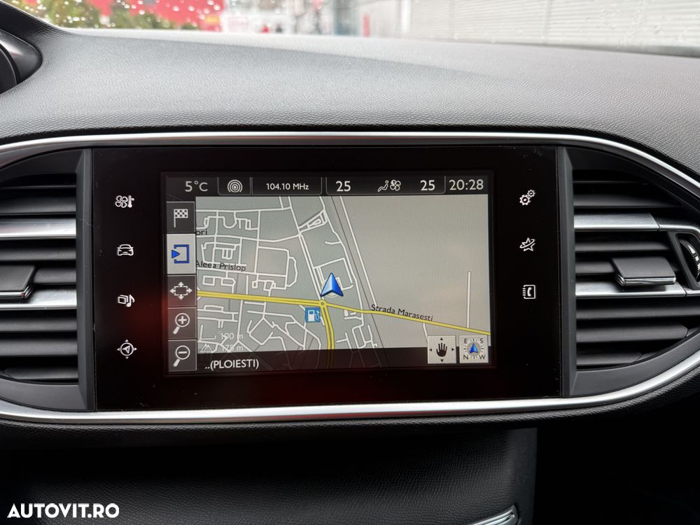Peugeot 308 HDi FAP 110 Sport Plus - 17