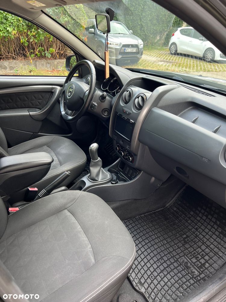 Dacia Duster 1.6 Laureate - 10