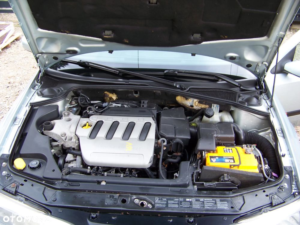 Renault Laguna 1.6 Expression - 19