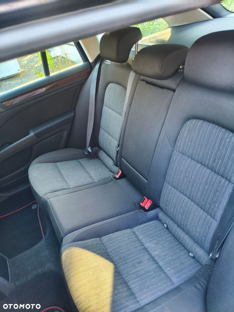 Skoda Superb 2.0 TDI Elegance DSG - 14