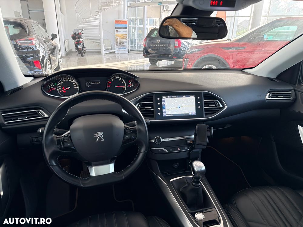 Peugeot 308 PureTech 130 Stop & Start GT-Line Edition - 9