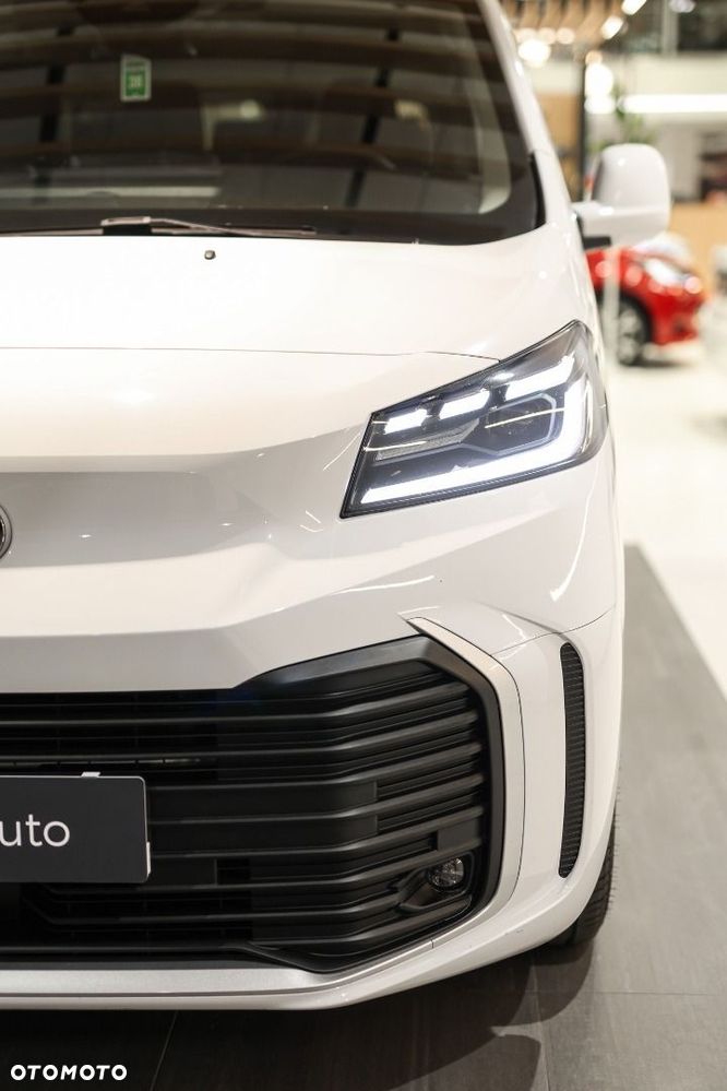 Toyota Proace Verso - 11