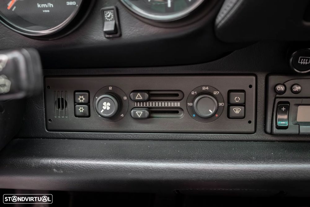 Porsche 911 (993) Coupé 3.6 Turbo - 14