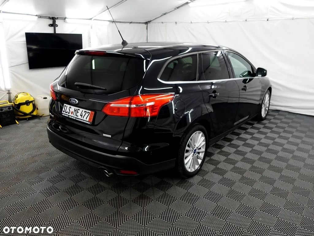 Ford Focus 1.5 EcoBoost Titanium - 5