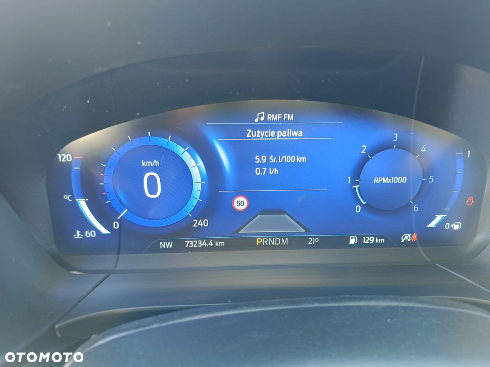 Ford Kuga - 11