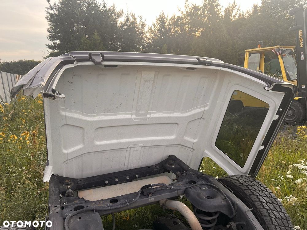 Jeep Wrangler JL hardtop uszkodzony - 9