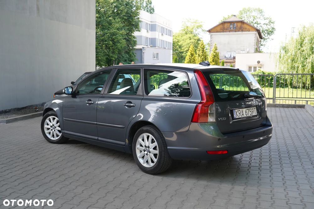 Volvo V50 2.0D - 8