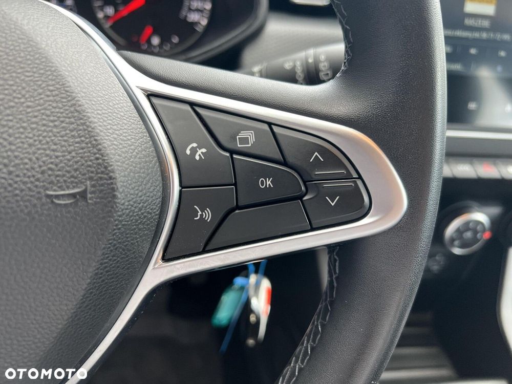 Renault Clio - 21