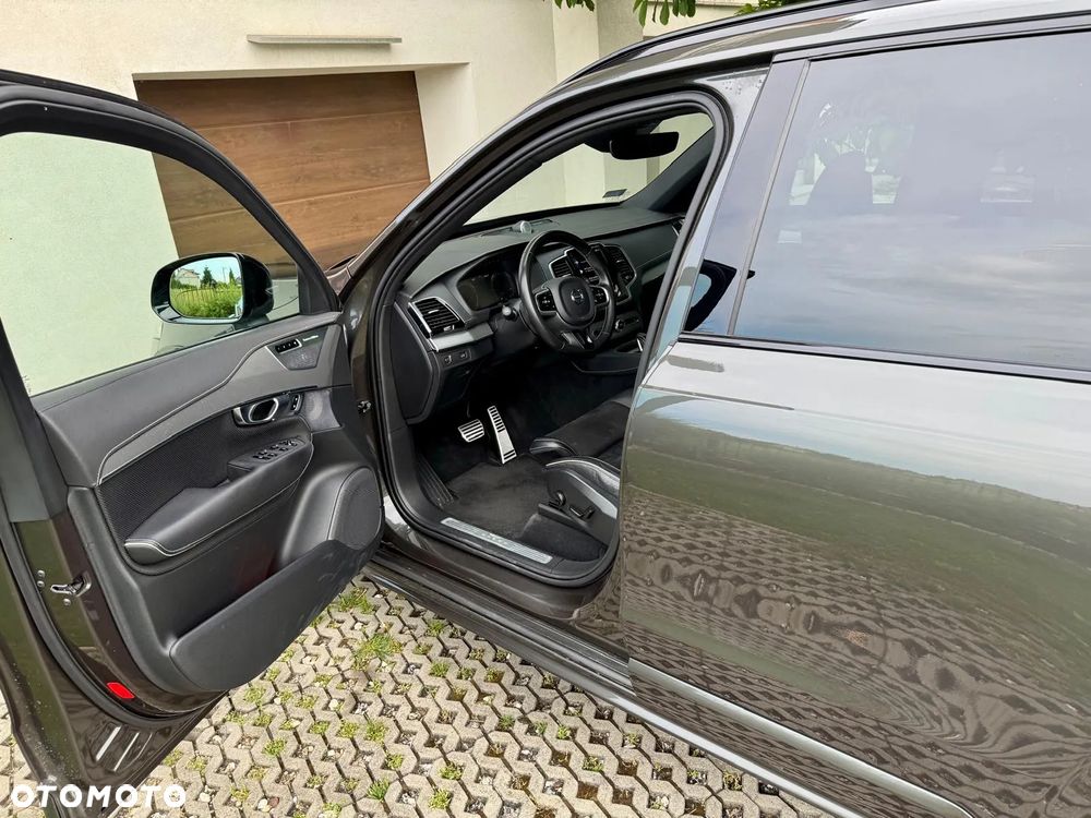 Volvo XC 90 D5 AWD R-Design 7os - 36
