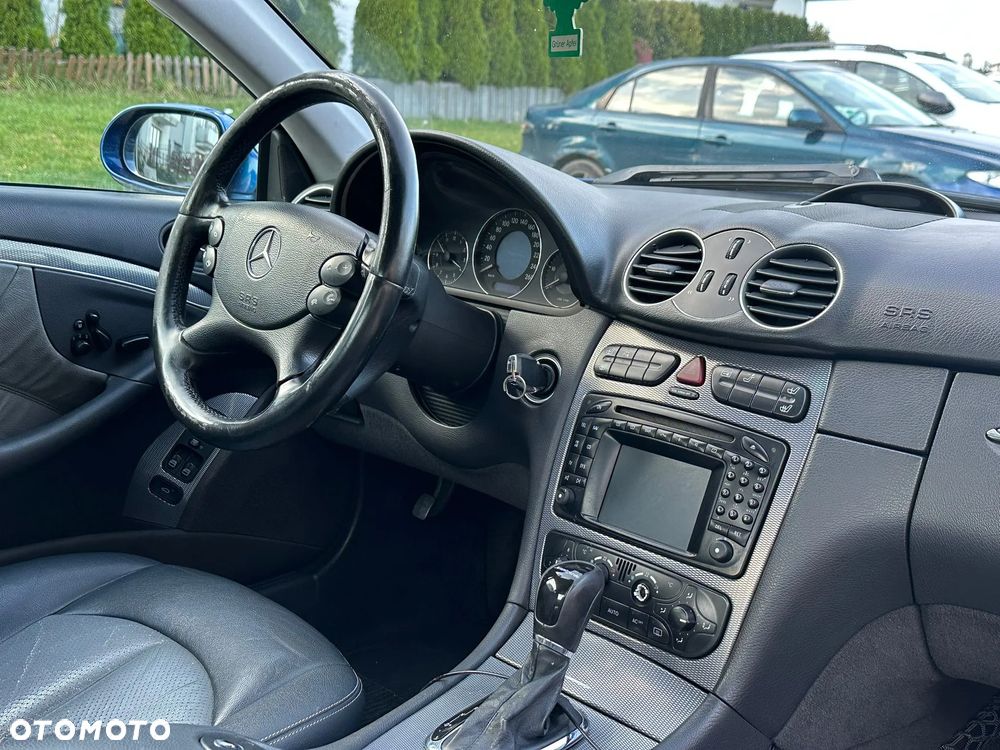 Mercedes-Benz CLK - 11