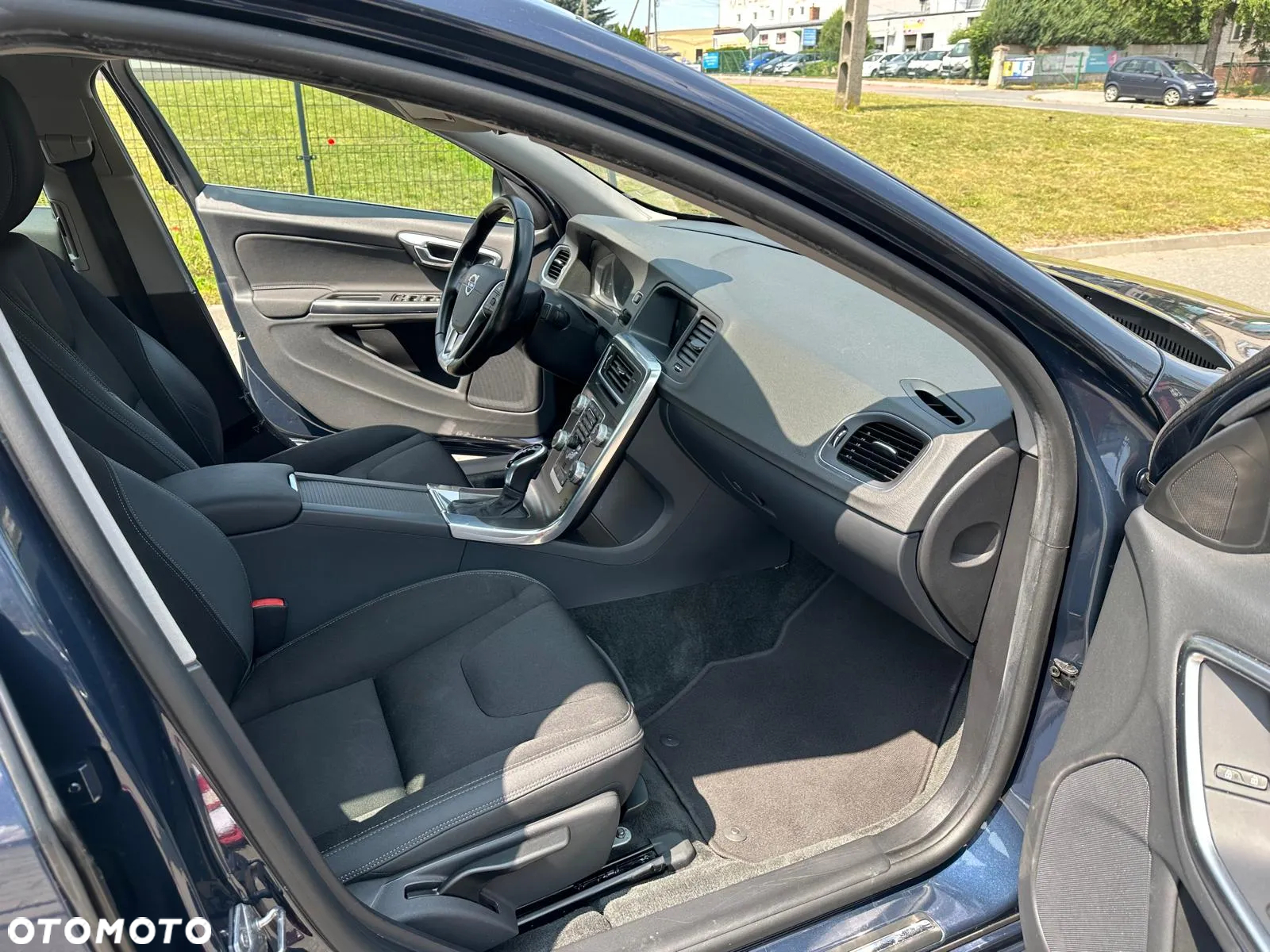 Volvo S60 D3 Geartronic Momentum - 27