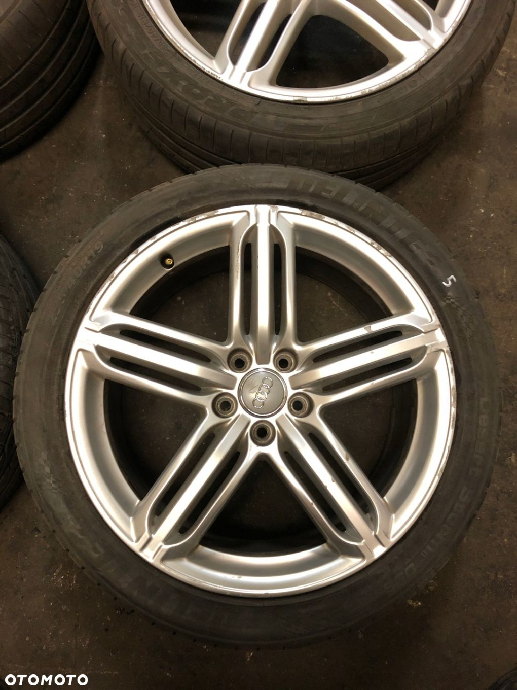 FELGI KOŁA POMPEI AUDI Q3 8U0601025AC 8.5Jx19H2 ET36 5x112 - 9