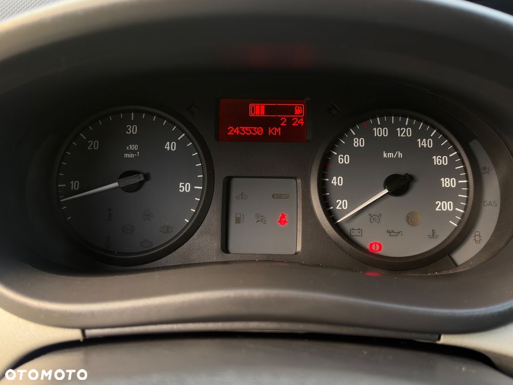 Opel Vivaro L2H1 2.9t - 23