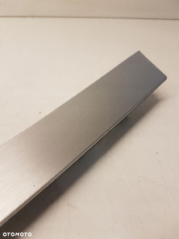 LISTWA DEKOR DRZWI P PRZÓD AUDI A4 B8 8K0867410 - 2