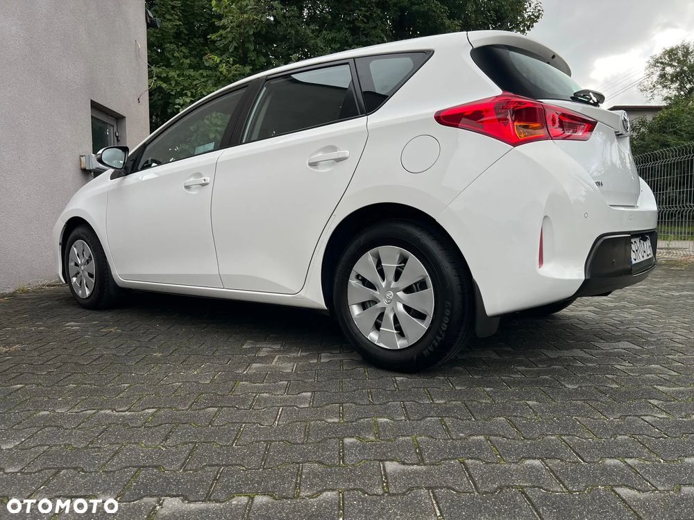 Toyota Auris 1.4 D-4D Active - 17