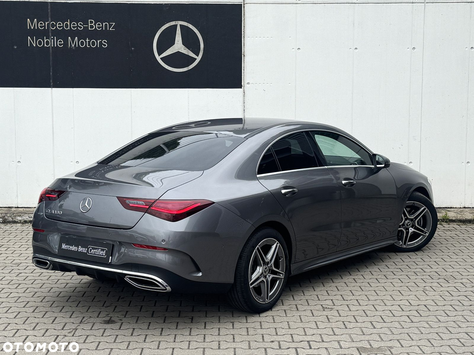 Mercedes-Benz CLA - 12