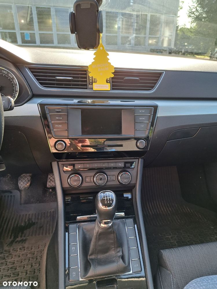 Skoda Superb 2.0 TDI Ambition - 7