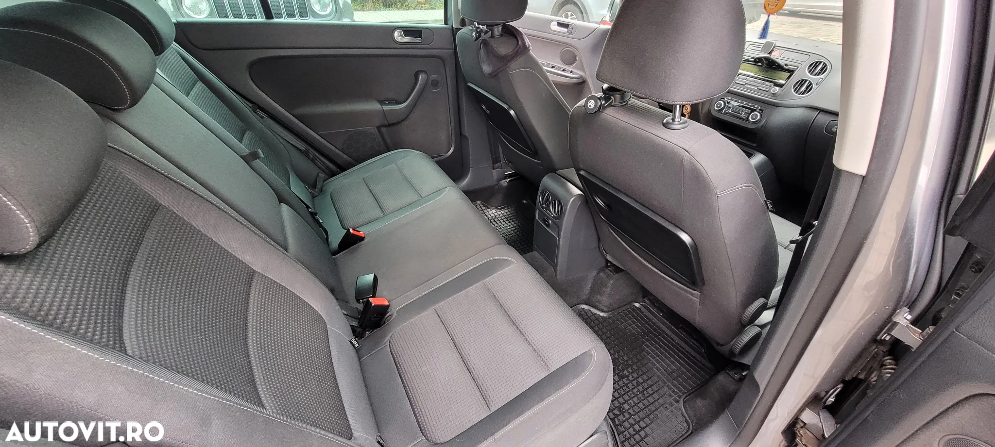 Volkswagen Golf Plus 1.6 TDI DPF Trendline - 4