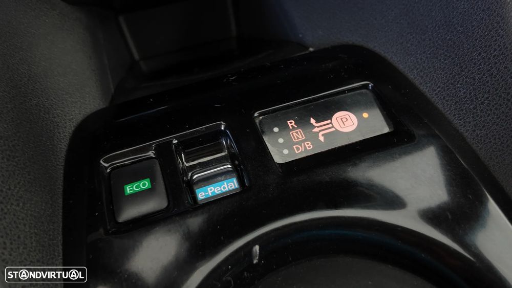 Nissan Leaf N-Connecta - 29