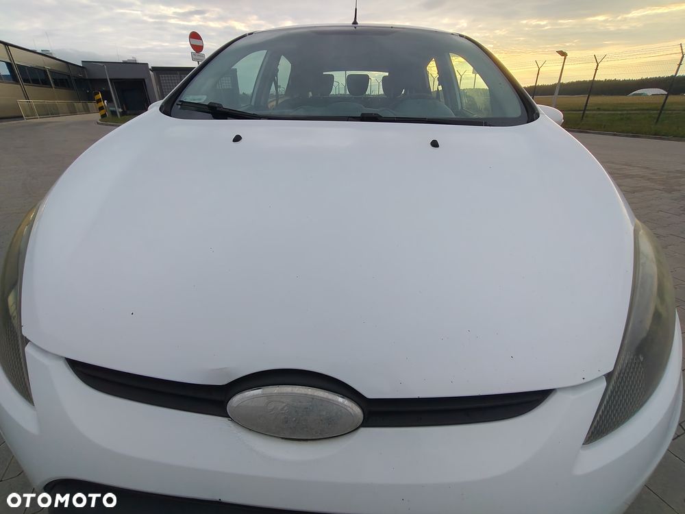 Ford Fiesta 1.4 TDCi Ambiente - 5