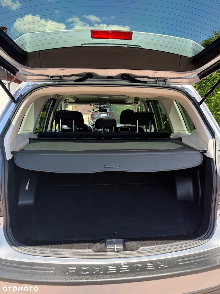 Subaru Forester 2.0i Exclusive Lineartronic - 12