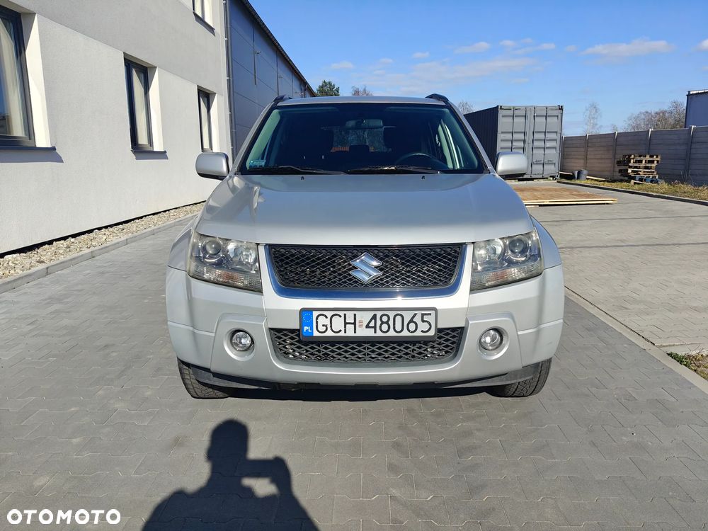 Suzuki Grand Vitara 2.0 De luxe - 1